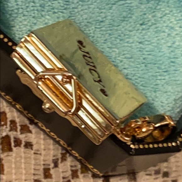 Juicy Couture LOOK BOOK CHARM GOLD Rare HTF New - Picture 6 of 8